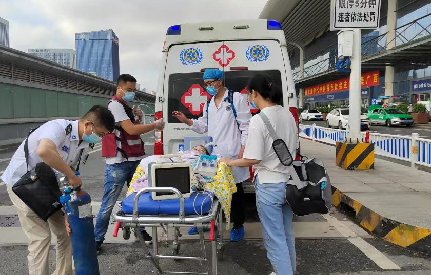 桐庐县救护车出租公司